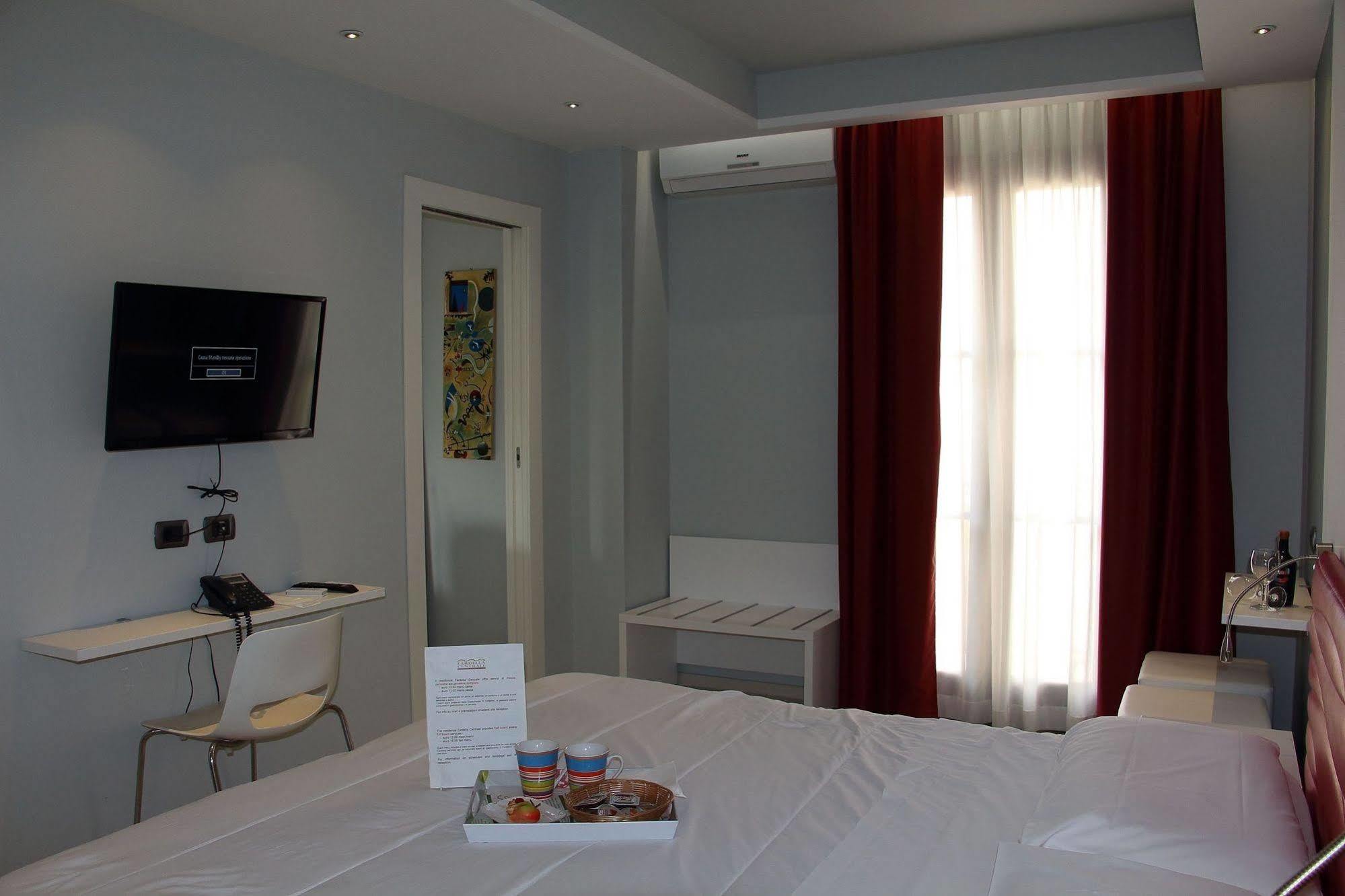 Casa Vacanze Fardella Centrale Trapani Exterior photo